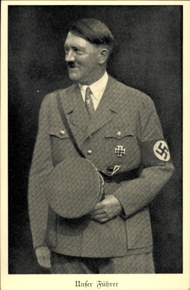 Ak Führer und Reichskanzler Adolf Hitler, Portrait in Parteiuniform, Schirmmütze