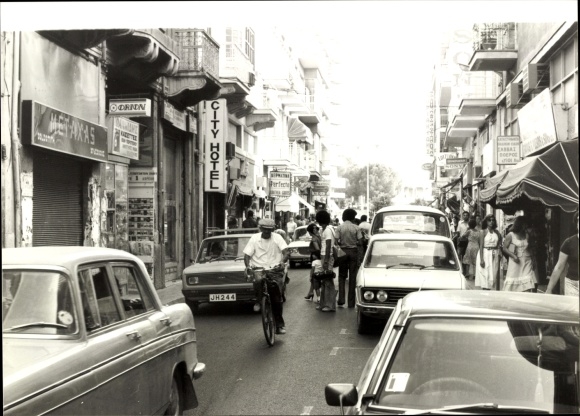 Foto Nikosia Zypern, Straßenverkehr, Autos, City Hotel